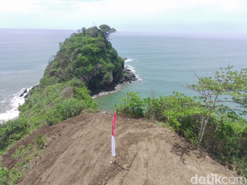 Tebing Nanggareng di Pangandaran