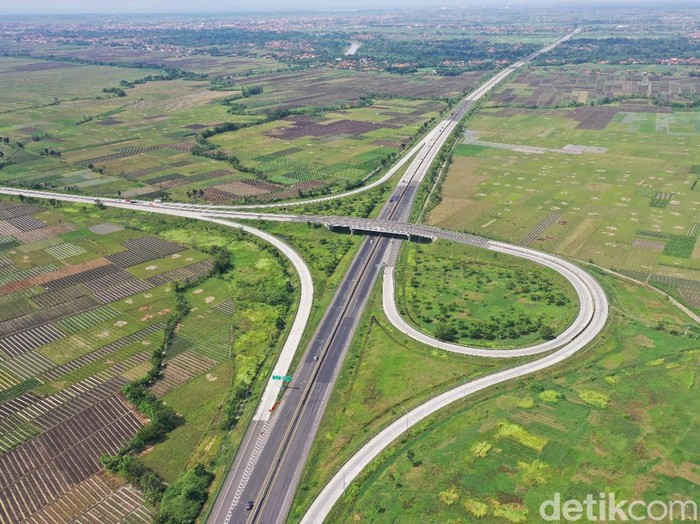 Tol Pejagan-Pemalang, Brebes. Diunggah Jumat (22/12/2023).