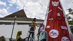 Warga Lintas Agama di Ciamis Bikin Pohon Natal Pemilu Damai, Yuk Lihat