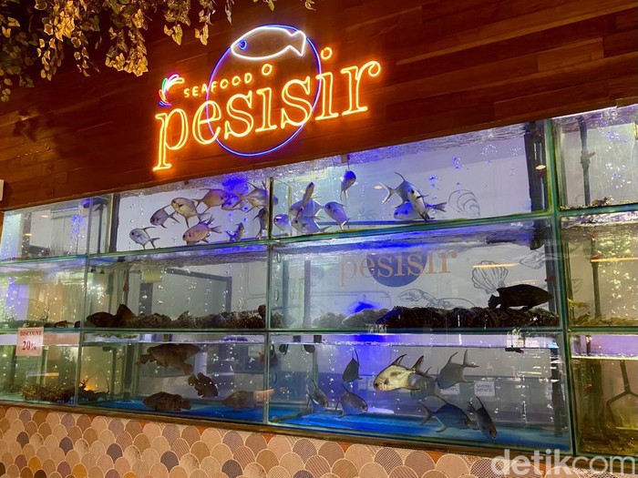 Yummy! Ada Puluhan Menu Seafood Enak ala Nusantara di Restoran Ini Yummy! Ada Puluhan Menu Seafood Enak ala Nusantara di Restoran Ini
