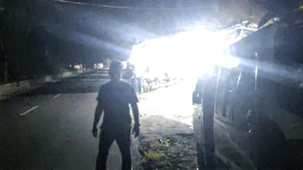 Angkot yang dikendarai sopir angkot yang menganiaya mahasiswi di Sukabumi.