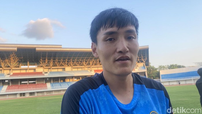 Bek PSIM Jogja, Kim Bong-jin saat ditemui di Stadion Mandala Krida, Sabtu (23/12/2023).