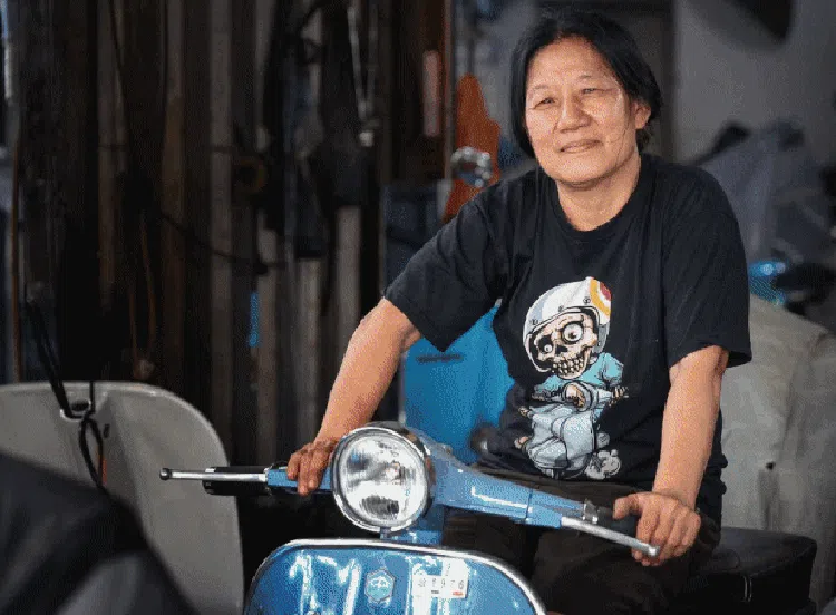 Srikandi di Antara Tumpukan Besi