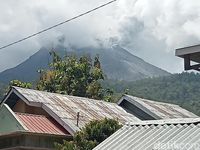 Gunung Lewotobi Laki-laki Meletus, Warga Sempat Kira Hujan