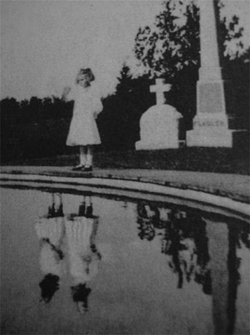 Foto penampakan hantu