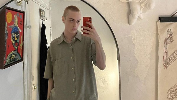 7 Foto Model Transgender Pria Dipaksa Tetap Jadi Wanita Oleh Agensi