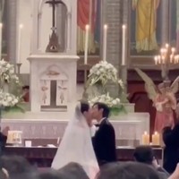 Hubungan Lee Dong Wook dan Stella Kim selama ini tidak diketahui publik. Alhasil banyak penggemar SNSD yang terkejut setelah melihat foto pernikahan mereka. Foto: Instagram