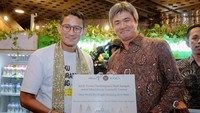 Kao Indonesia secara berkelanjutan terus berinovasi melalui produk berkualitas dan layanan Perusahaan serta memastikan lifecycle assessment dalam setiap proses bisnis yang dilakukan. Salah satu inisiatif utama yang dilakukan adalah kolaborasi dalam mewujudkan Masyarakat dan Desa BERSERI (Bersih, Sehat, dan Lestari) bersama Kemenparekraf/Baparekraf RI dengan membangun fasilitas Bank Sampah di Desa Wisata. 