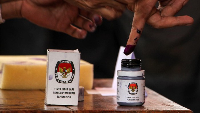 Pemilu akan diselenggarakan pada 14 Februari 2024 mendatang. Menjelang pemilihan umum tersebut, KPU Makassar melakukan simulasi pemungutan dan penghitungan suara.