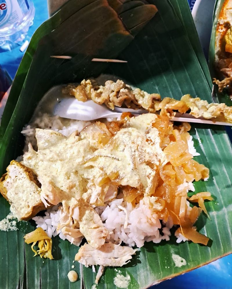 Liburan di Semarang? Mampir Cicip 5 Nasi Ayam Enak di Sini