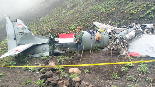 Monumen di lokasi jatuhnya pesawat Super Tucano Pasuruan yang dibangun untuk mengenang 4 korban.