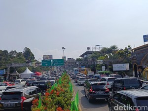 Lalin Padat, One Way Arah Puncak Bogor Diterapkan Pagi Ini