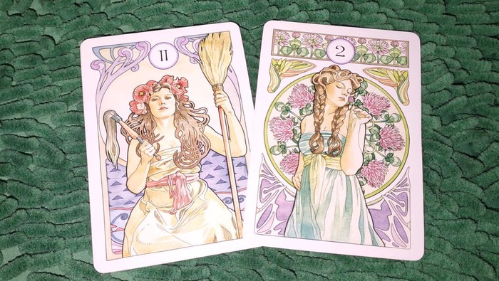 Pembacaan Kartu Tarot Desi Pembacaan Kartu Tarot Desi.