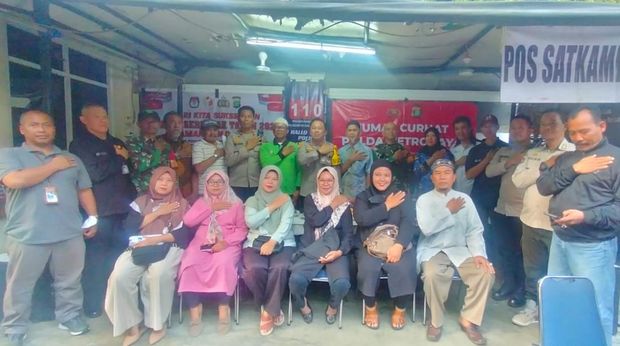 Polres Metro Jaksel mengimbau Siskamling dan Bhabinkamtibmas patroli rumah warga yang mudik Natal.