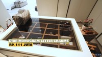 Selain tas, ada juga koleksi kaca mata dan aksesoris lain yang dipajang Aura Kasih. Foto: dok. Capture FYP Trans 7