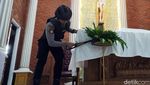 Polisi Strerilisasi Gereja di Malang Menjelang Natal 2023