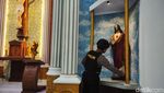 Polisi Strerilisasi Gereja di Malang Menjelang Natal 2023