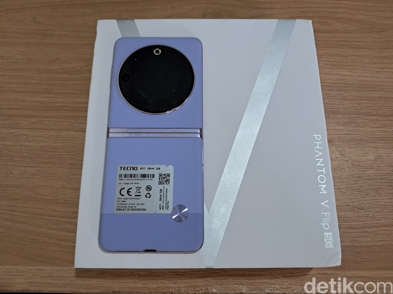 Tecno Phantom V Flip 5G