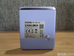 Unboxing Tecno Phantom V Flip 5G, HP Lipat Modis Harga Rp 8 Jutaan