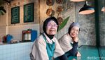 Foto: Kafe yang Dilayani Oma-oma di Blok M, Pelepas Rindu kepada Nenek