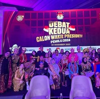 Adhisty Zara merupakan salah satu selebriti yang diundang untuk menonton debat kedua, menghadirkan tiga cawapres yakni Muhaimin Iskandar, Gibran Rakabuming Raka dan Mahfud MD.  Foto: Instagram/@yudistardhana @harrisvriza