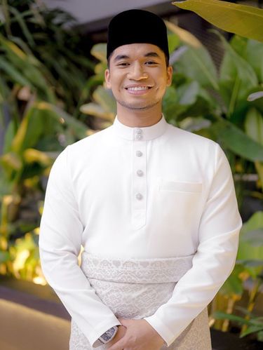 Kisah pria yang menjual semua barang seserahan karena batal menikah, kini sudah bertemu dengan jodohnya.