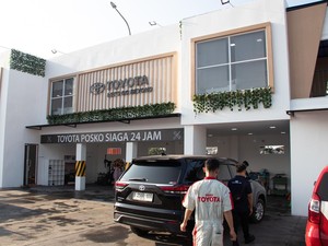 Bikin Perjalanan Akhir Tahun Tenang, Toyota Siapkan Layanan Siaga di 302 Titik