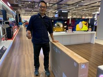 Gembiranya Pengunjung Beli TV Diskon Rp 3,5 jutaan di Transmart Full Day Sale