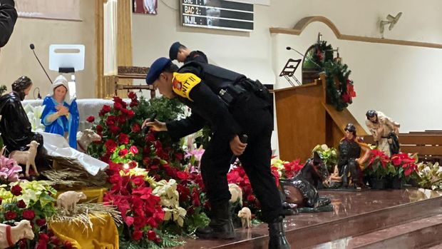 Polres Jakarta Barat amankan perayaan Natal.