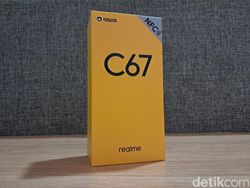 Unboxing Realme C67, Ponsel Rp 2 Jutaan Desain Kekinian