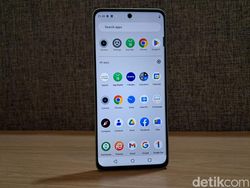 Unboxing Realme C67, Ponsel Rp 2 Jutaan Desain Kekinian