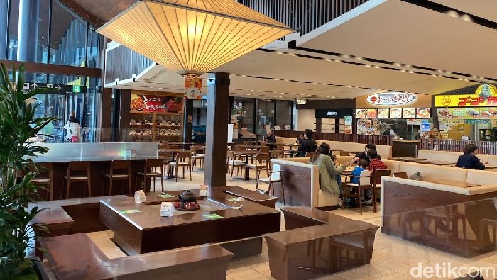 Rest Area Pasar Hanyu Jepang