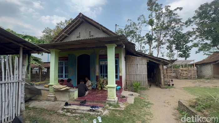Rumah duka remaja perempuan korban pembunuhan di Kediri