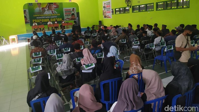 Simpatisan PKB dari 11 kecamatan di Kabupaten Magelang menyatakan dukungan kepada paslon Prabowo-Gibran dalam pilpres 2024.