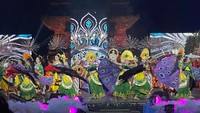 Rangkaian kegiatan ditutup dengan pementasan karya dramatari “Bumi Pawitra Suci”. Dramatari “Bumi Pawitra Suci” menceritakan kasih tulus yang telah diberikan Bumi dalam menciptakan generasi-generasi yang memiliki wawasan luas, kemampuan untuk memahami, dan kebijaksanaan untuk merawat kehidupan dengan harapan generasi-generasi mendatang. (Foto: Kemdikbud)