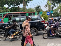 Habis Parkir Liar Terbitlah Penertiban Polisi Cepek di Surabaya