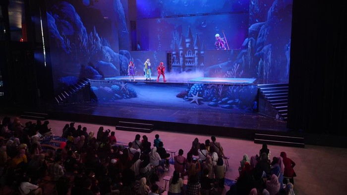 Pameran spesial Trans Studio Cibubur di  Nataru 2023.