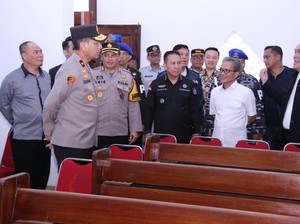 Sterilisasi Gereja Pakai Metal Detector-K9 Jaga Keamanan Umat di Gereja