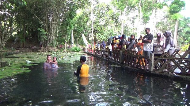 Wisata alam Tirtosari di lereng Gunung Semeru Lumajang