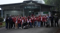 Perkebunan teh Takokak sendiri sudah berdiri sejak tahun 1906. Sebagai perusahaan pengelola perkebunan teh ini, PT Harmoni Nirwana Lestari memproduksi teh dari hulu ke hilir. Mulai dari menanam, merawat, hingga memetik daun teh terbaik, serta mengemas dan memasarkan produk teh yang dikenal dengan nama Takokak Wins Tea.