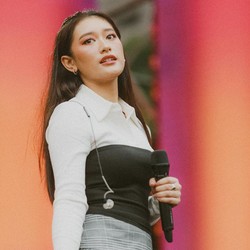 Ramai Royalti, Amanda Caesa Tetap Asyik Bikin Melodi