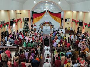 21+ Doa Pembuka Ibadah Natal Kristen Singkat tentang Syukur dan Kasih Allah