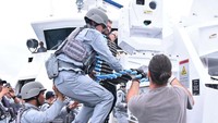 Kepala Biro Sarana dan Prasarana (Sarpras) Bakamla RI Laksma Bakamla Rudi Parulian Simorangkir mengatakan senjata ini nantinya berfungsi untuk keamanan diri anggota Bakamla RI dalam menjaga laut Indonesia pada saat melakukan patroli.
