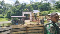 Kepala Penerangan Kodam XVIII Kasuari Kolonel Inf Syawaluddin Abuhasan dikonfirmasi membenarkan peristiwa tersebut. Kapendam mengatakan, pihaknya tetap melakukan pengejaran terhadap kelompok yang melakukan penyerangan Pos Pantas TNI.