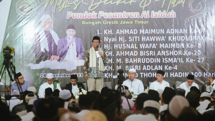 Mahfud MD di Haul Pendiri Ponpes Al-Ishlah Gresik