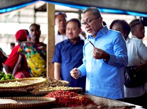 Hadiah Natal dan Tahun Baru, Mendag Pastikan Harga Bapok Stabil