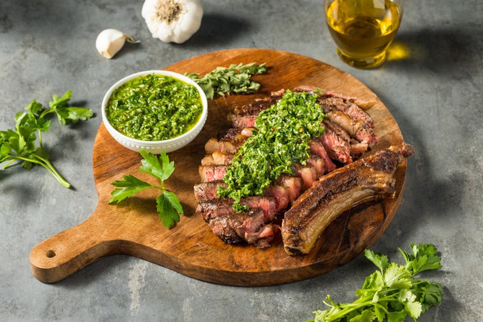 Meriahkan Akhir Tahun dengan Sajian Steak hingga BBQ Istimewa
