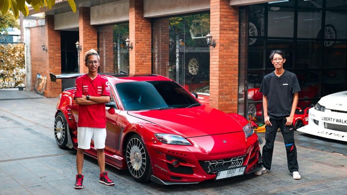 Modifikasi Mazda RX-8 ala Garasi Drift