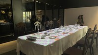 Titik menjelaskan dalam proses penerapan teknologi ini sebelumnya sempat terjadi pergantian vendor karena adanya kesenjangan dalam kemampuan mereka dalam menampilkan animasi yang diperlukan oleh museum.  Foto: Baladan Hadza Firosya/detikcom