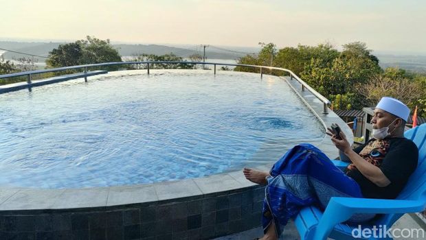 Objek Wisata Talaga Langit Cirebon